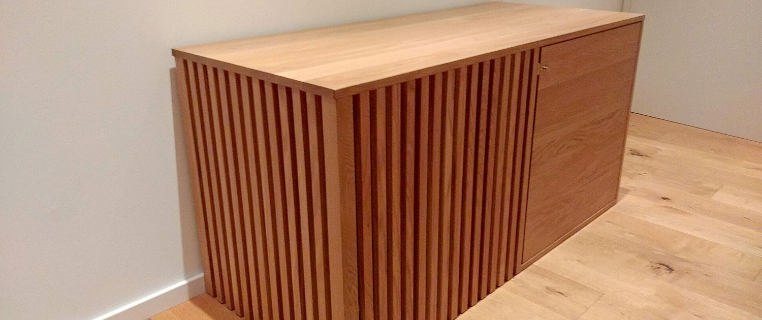 Indoor Box für den Hund in Eiche massiv