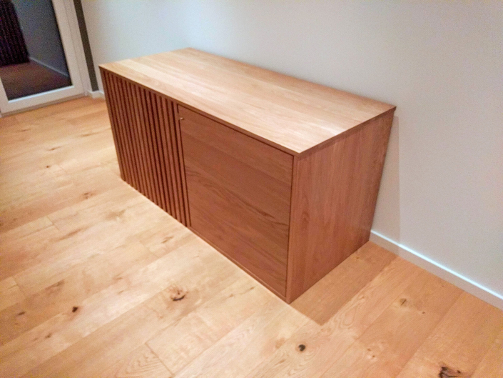 Indoor Box für den Hund in Eiche massiv